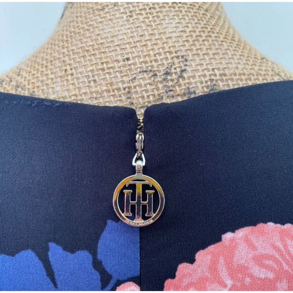 Tommy Hilfiger Bell Sleeve Cocktail Dress Black Multicolor Floral Spring Size 6 - Picture 5 of 7